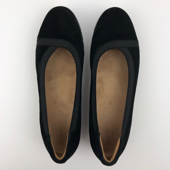 Clarks Artisan Black Daelyn Hill Slip-ons | 8 - Picture 5 of 8